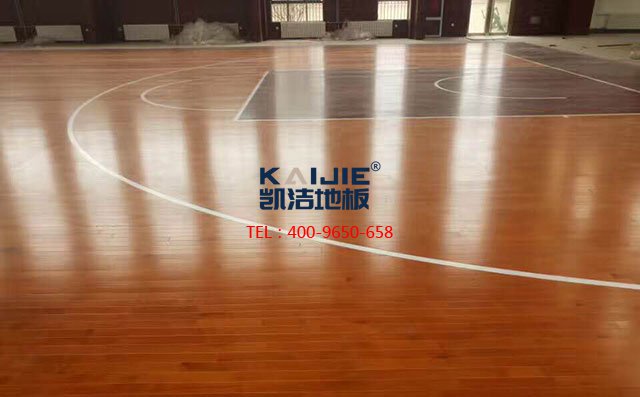 地面材料_籃球館運(yùn)動木地板安裝要領(lǐng)——凱潔地板