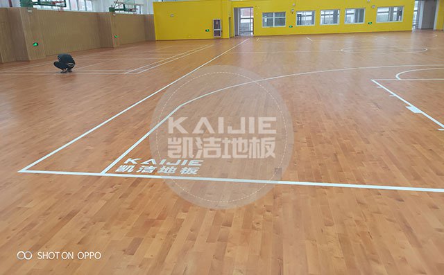 籃球地板廠家哪家服務好-籃球木地板
